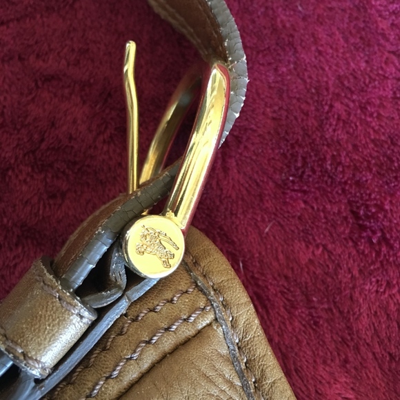 Christmas SALE! Burberry, tan leather, like new. - Picture 5 of 8